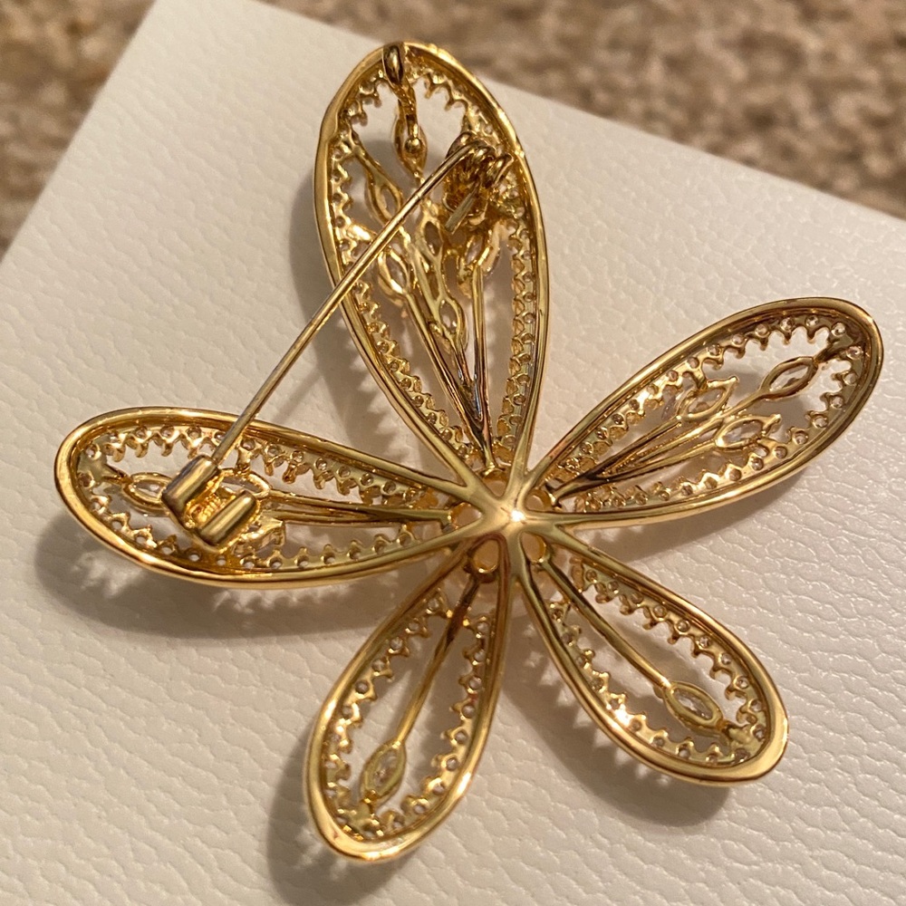 Flower brooch - Picture 4 of 10